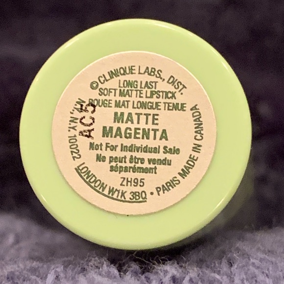 NWOT Clinique Long Last Soft Matte Lipstick in Matte Magenta - Picture 2 of 3